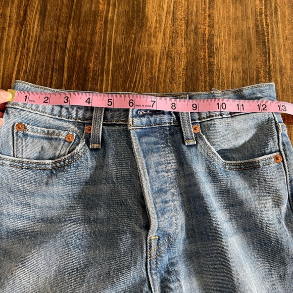 Levis Wedgie - Picture 8 of 10